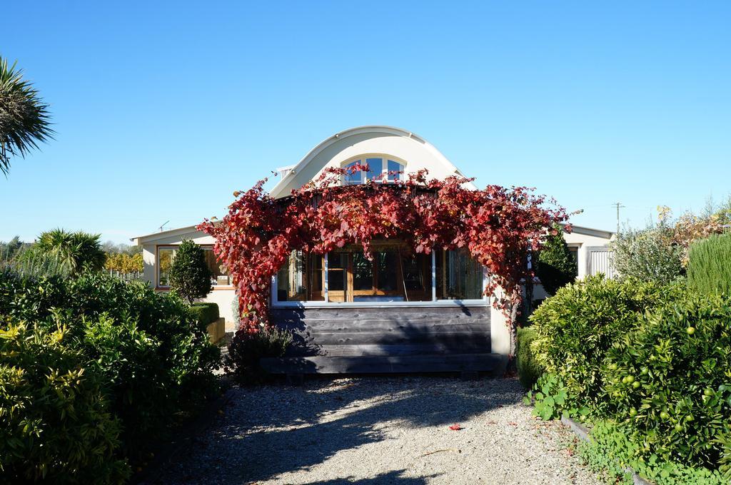 Straw Lodge Vineyard And Boutique Lodging Renwick Exterior photo